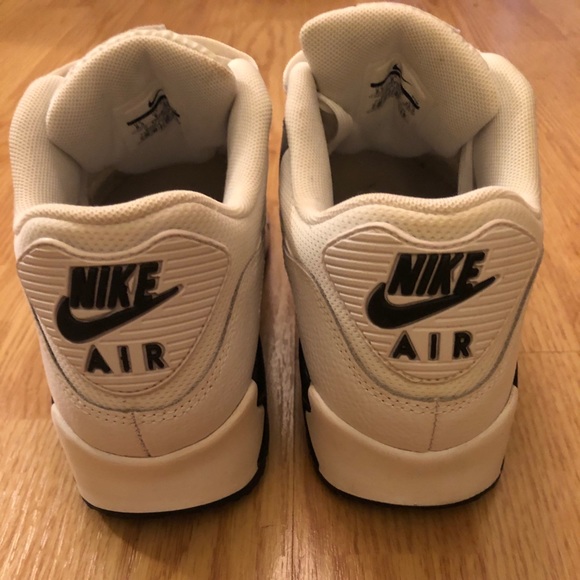 Nike Air Max 90’s with Swarovski Crystals Swoosh - Picture 5 of 9